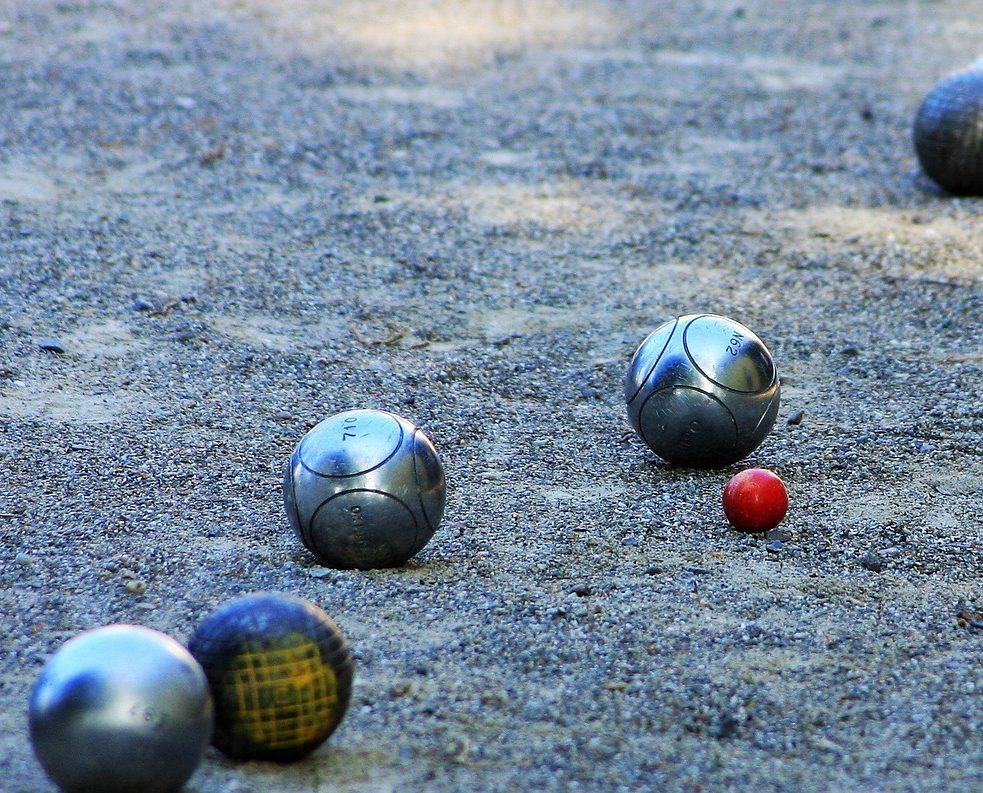 terrain de pétanque - Le Richebourg
